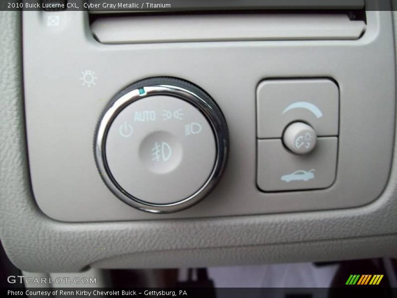 Cyber Gray Metallic / Titanium 2010 Buick Lucerne CXL