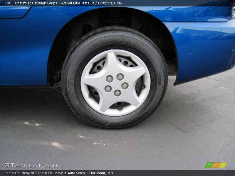 Arrival Blue Metallic / Graphite Gray 2005 Chevrolet Cavalier Coupe