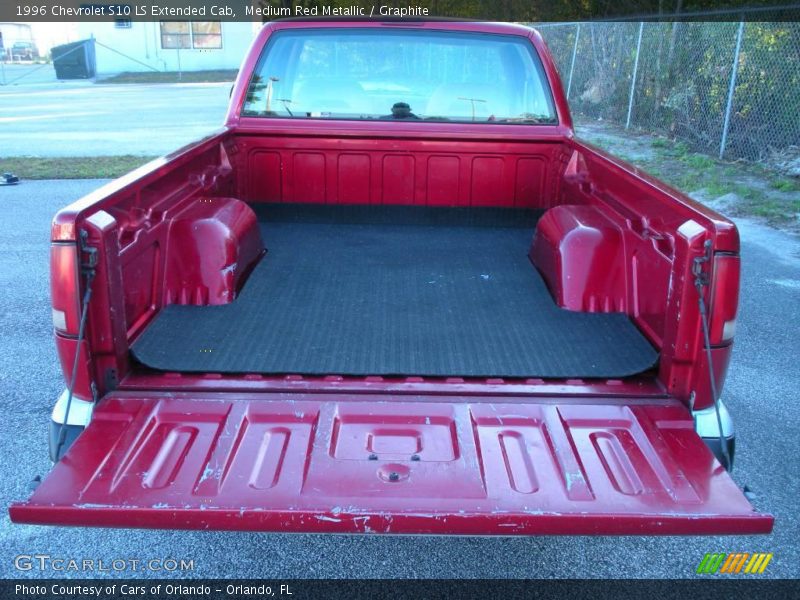 Medium Red Metallic / Graphite 1996 Chevrolet S10 LS Extended Cab