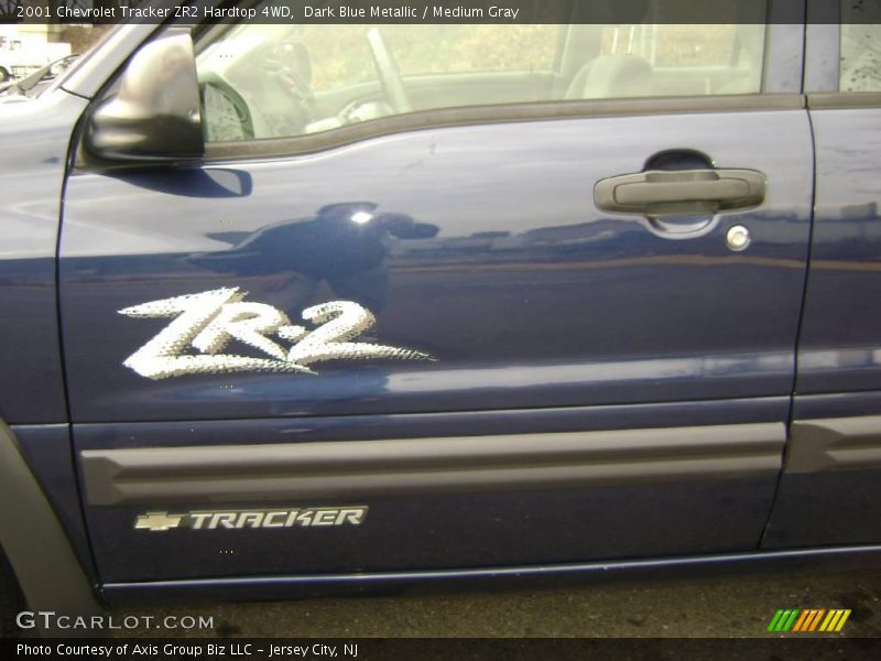 Dark Blue Metallic / Medium Gray 2001 Chevrolet Tracker ZR2 Hardtop 4WD