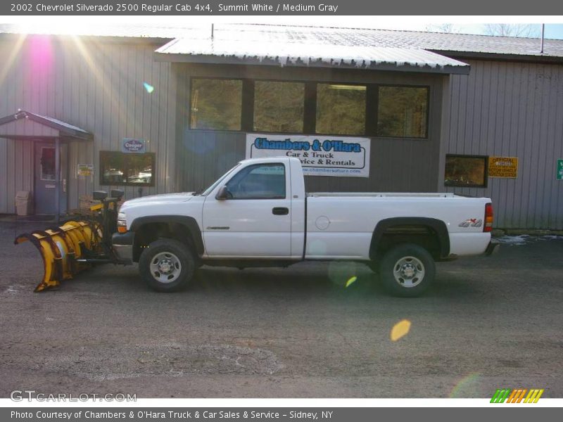 Summit White / Medium Gray 2002 Chevrolet Silverado 2500 Regular Cab 4x4