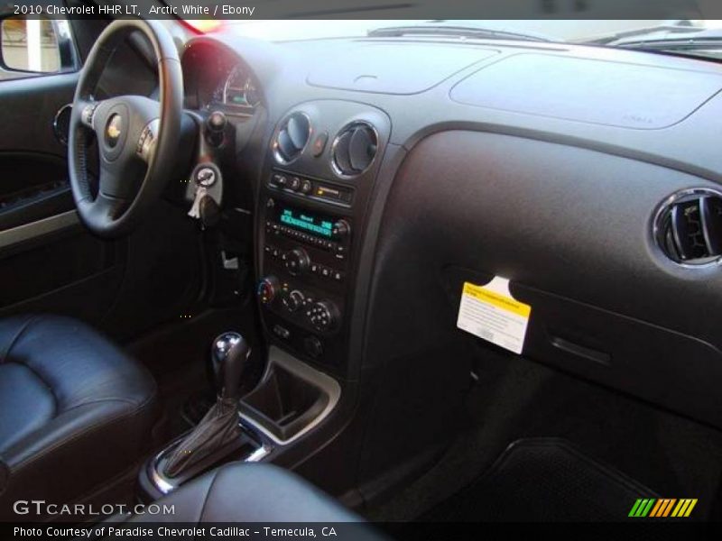Arctic White / Ebony 2010 Chevrolet HHR LT