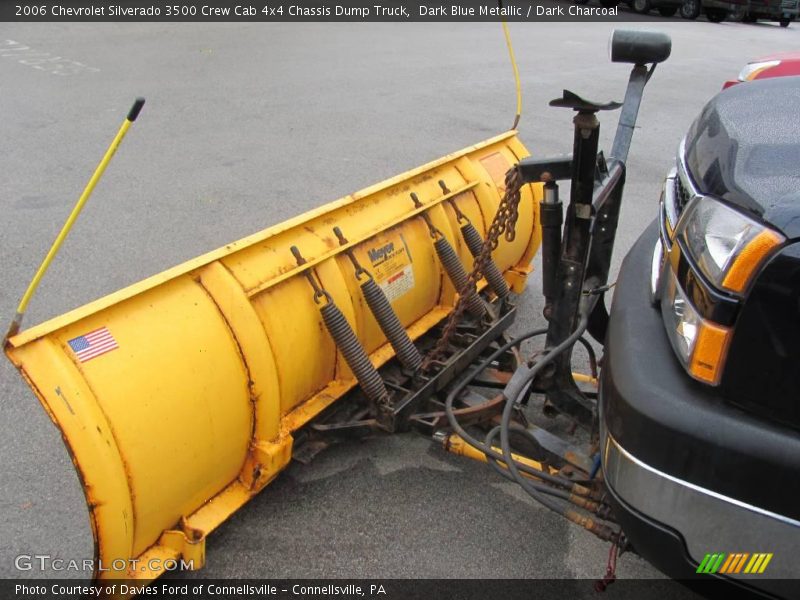 Dark Blue Metallic / Dark Charcoal 2006 Chevrolet Silverado 3500 Crew Cab 4x4 Chassis Dump Truck