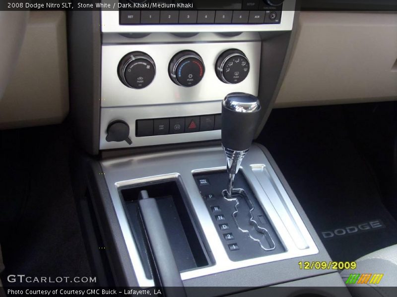 Stone White / Dark Khaki/Medium Khaki 2008 Dodge Nitro SLT