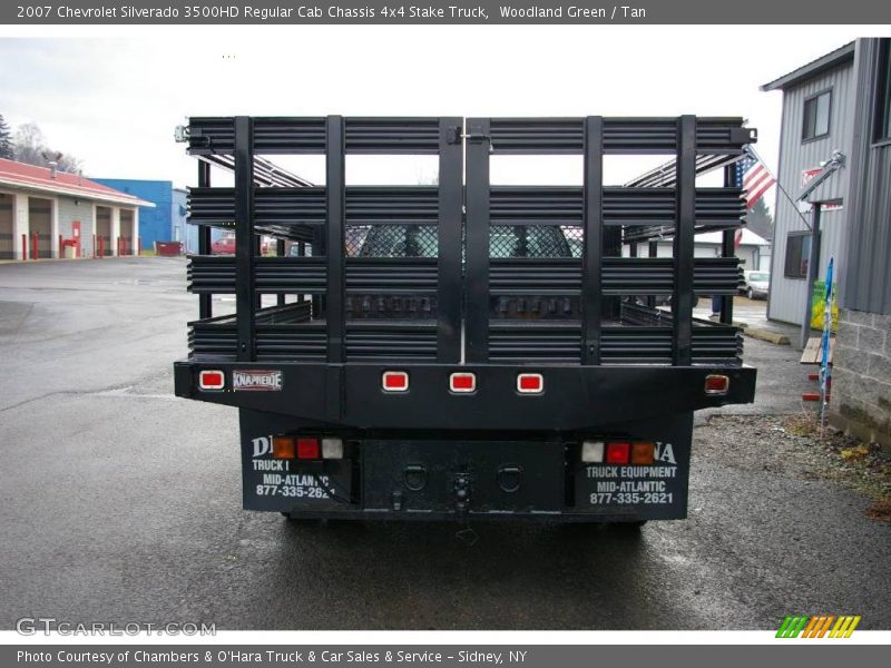 Woodland Green / Tan 2007 Chevrolet Silverado 3500HD Regular Cab Chassis 4x4 Stake Truck