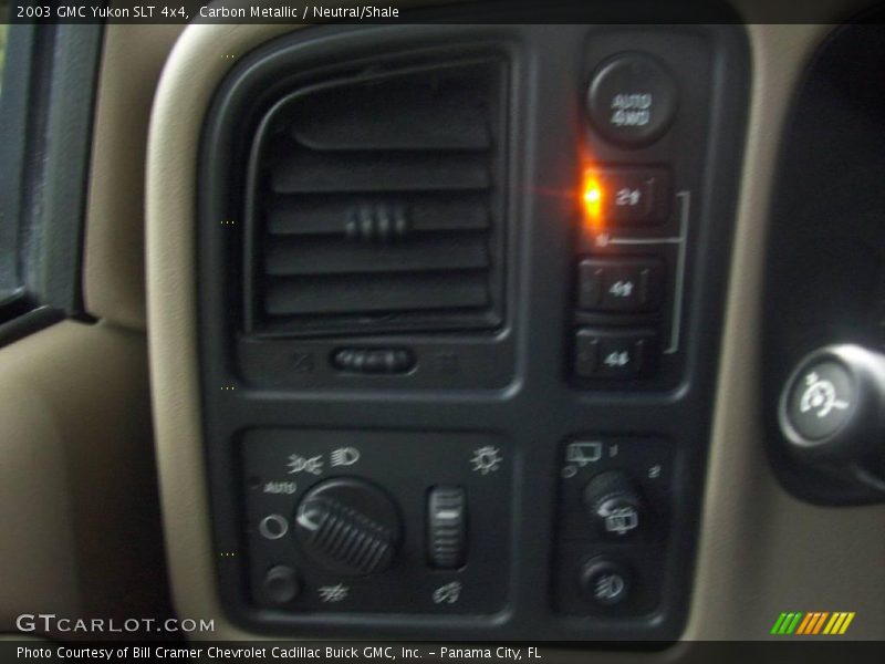 Carbon Metallic / Neutral/Shale 2003 GMC Yukon SLT 4x4