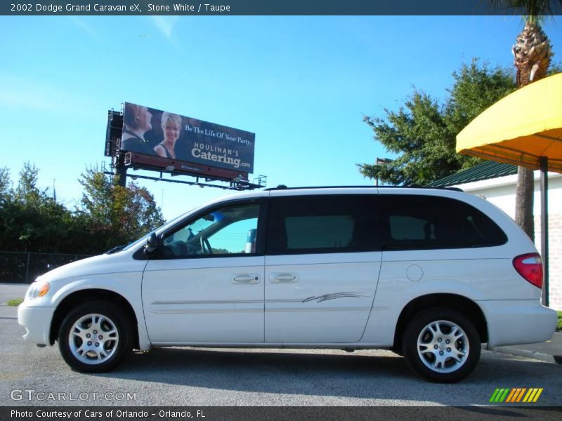 Stone White / Taupe 2002 Dodge Grand Caravan eX