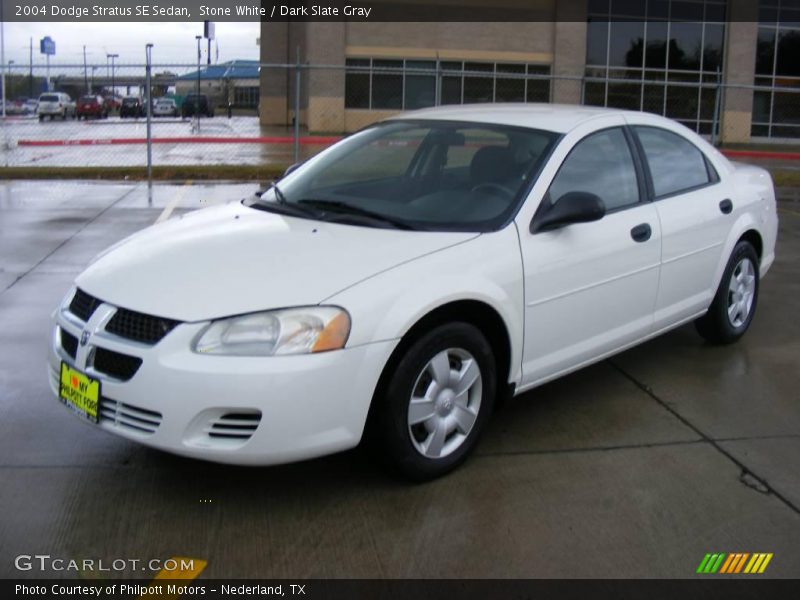 Stone White / Dark Slate Gray 2004 Dodge Stratus SE Sedan