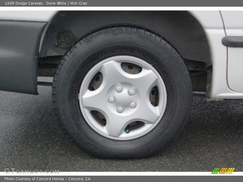 Stone White / Mist Gray 1998 Dodge Caravan