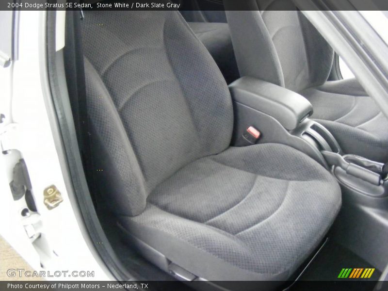 Stone White / Dark Slate Gray 2004 Dodge Stratus SE Sedan