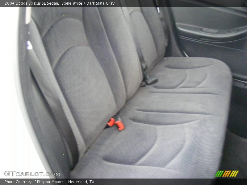Stone White / Dark Slate Gray 2004 Dodge Stratus SE Sedan