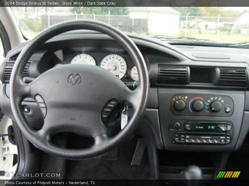 Stone White / Dark Slate Gray 2004 Dodge Stratus SE Sedan
