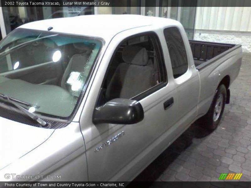 Lunar Mist Metallic / Gray 2002 Toyota Tacoma Xtracab