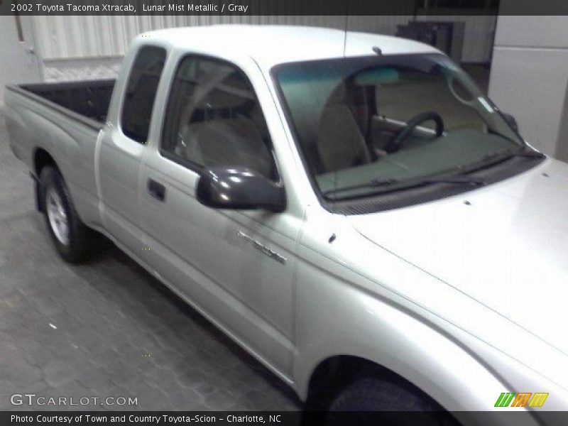 Lunar Mist Metallic / Gray 2002 Toyota Tacoma Xtracab