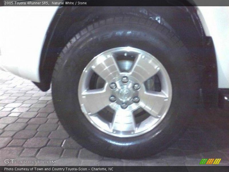 Natural White / Stone 2005 Toyota 4Runner SR5