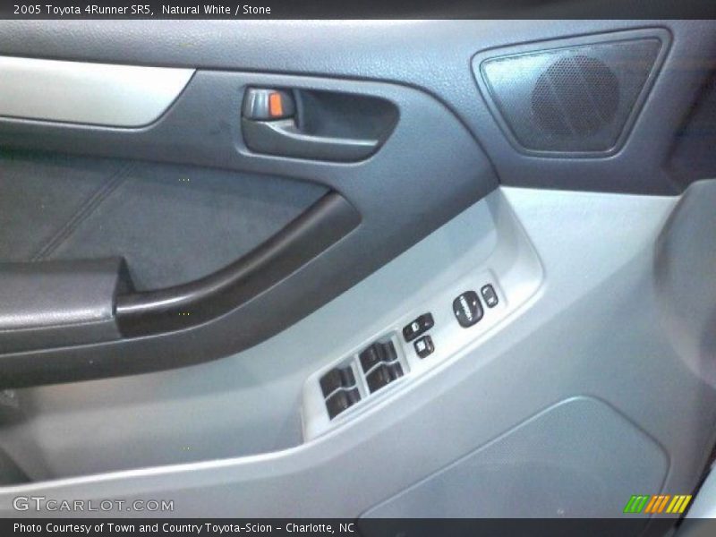 Natural White / Stone 2005 Toyota 4Runner SR5