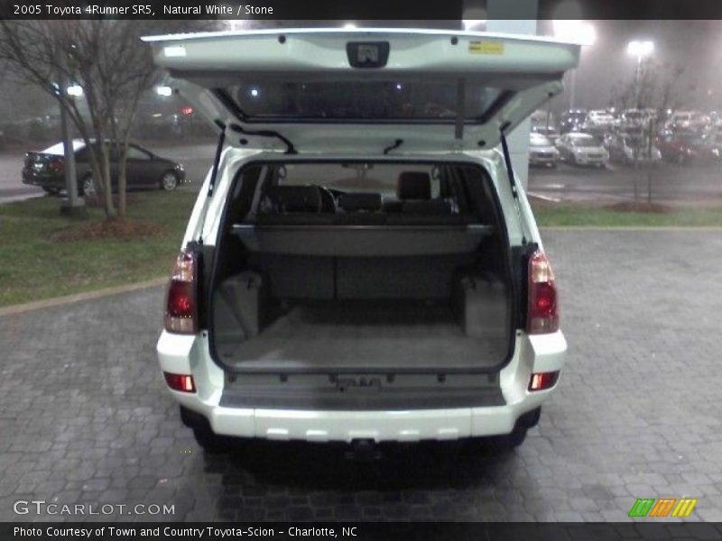 Natural White / Stone 2005 Toyota 4Runner SR5