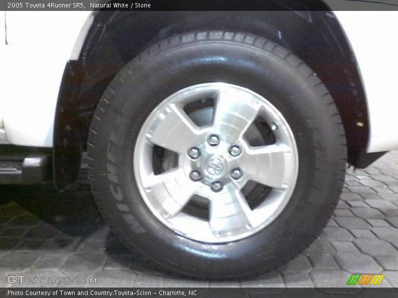 Natural White / Stone 2005 Toyota 4Runner SR5