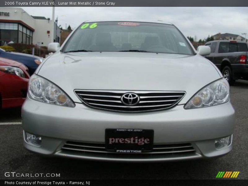 Lunar Mist Metallic / Stone Gray 2006 Toyota Camry XLE V6