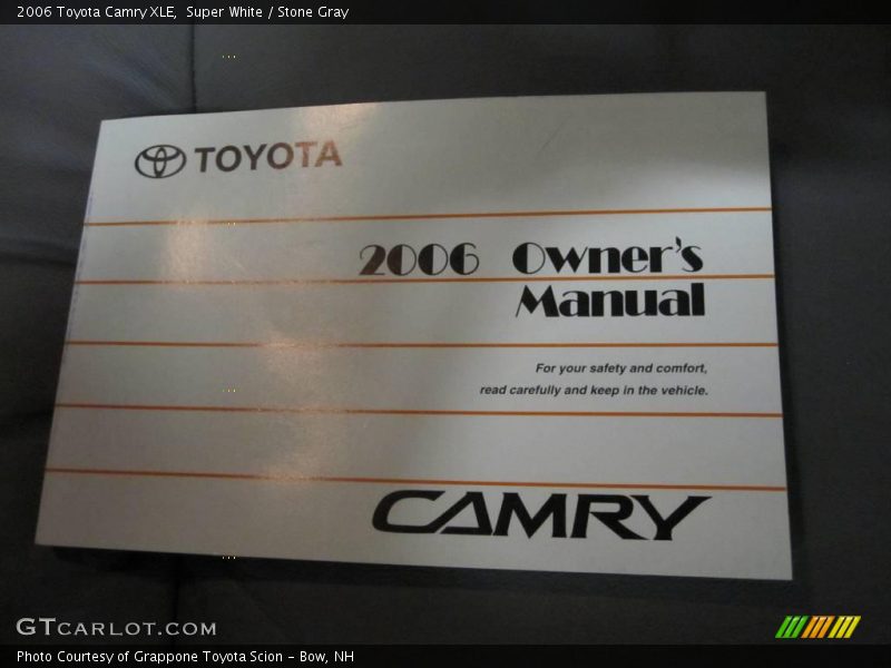 Super White / Stone Gray 2006 Toyota Camry XLE