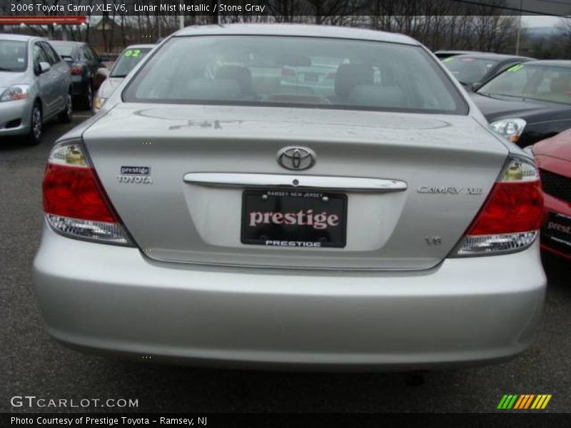 Lunar Mist Metallic / Stone Gray 2006 Toyota Camry XLE V6
