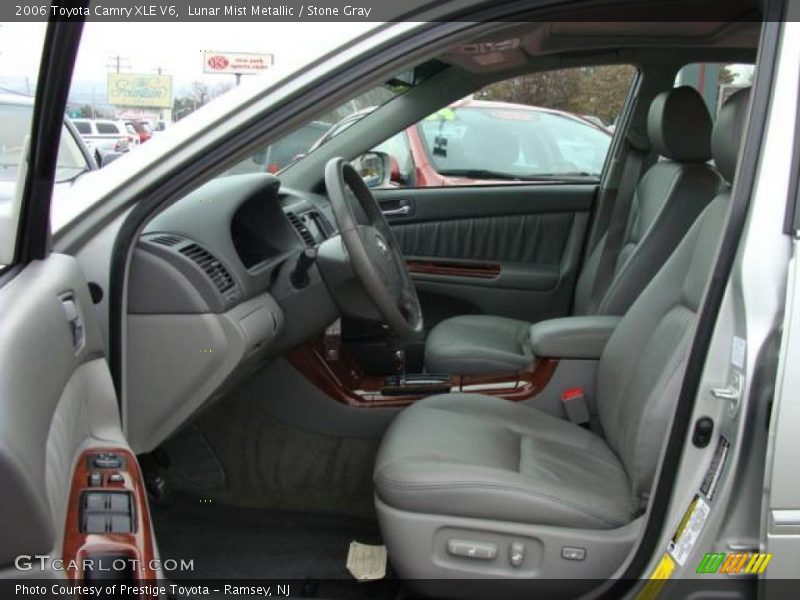Lunar Mist Metallic / Stone Gray 2006 Toyota Camry XLE V6