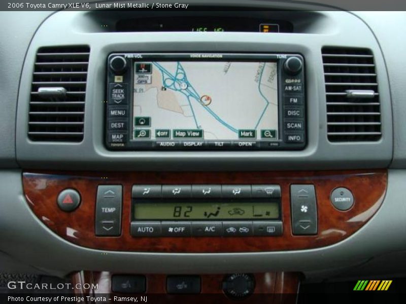 Lunar Mist Metallic / Stone Gray 2006 Toyota Camry XLE V6