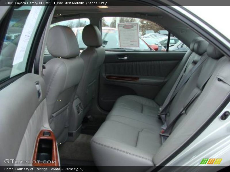 Lunar Mist Metallic / Stone Gray 2006 Toyota Camry XLE V6