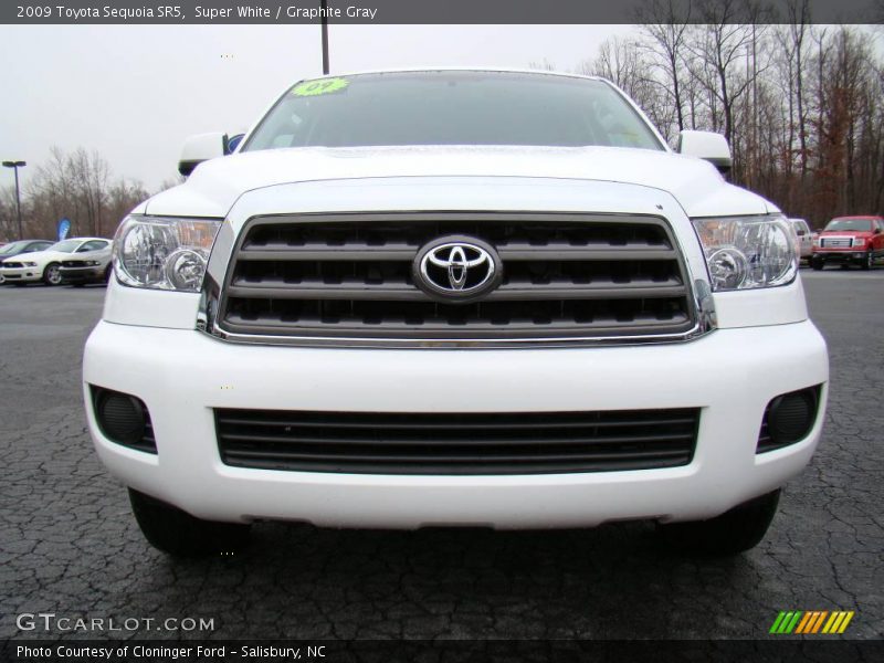 Super White / Graphite Gray 2009 Toyota Sequoia SR5