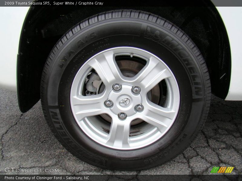 Super White / Graphite Gray 2009 Toyota Sequoia SR5