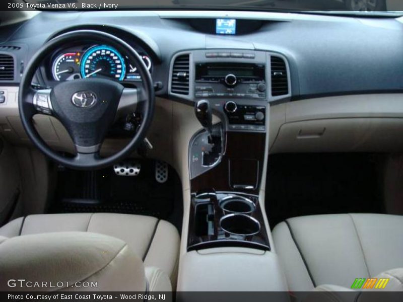 Black / Ivory 2009 Toyota Venza V6