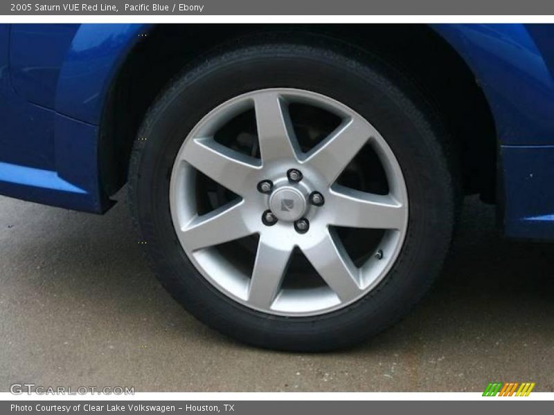 Pacific Blue / Ebony 2005 Saturn VUE Red Line