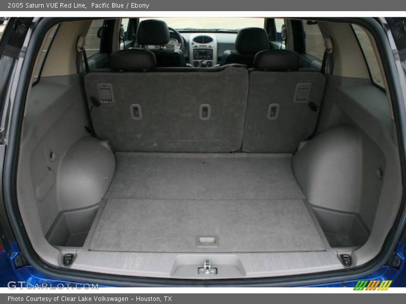 Pacific Blue / Ebony 2005 Saturn VUE Red Line