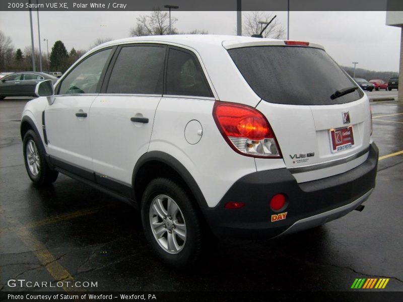 Polar White / Gray 2009 Saturn VUE XE