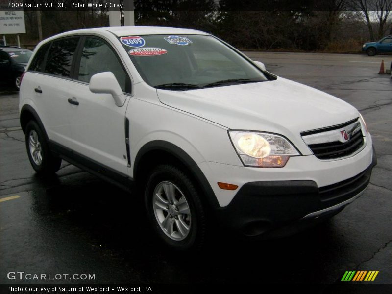 Polar White / Gray 2009 Saturn VUE XE