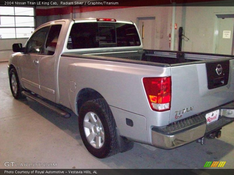 Radiant Silver / Graphite/Titanium 2004 Nissan Titan LE King Cab