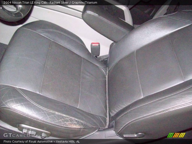 Radiant Silver / Graphite/Titanium 2004 Nissan Titan LE King Cab