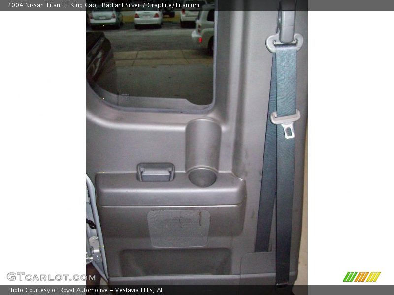 Radiant Silver / Graphite/Titanium 2004 Nissan Titan LE King Cab