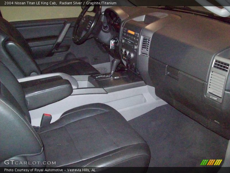 Radiant Silver / Graphite/Titanium 2004 Nissan Titan LE King Cab