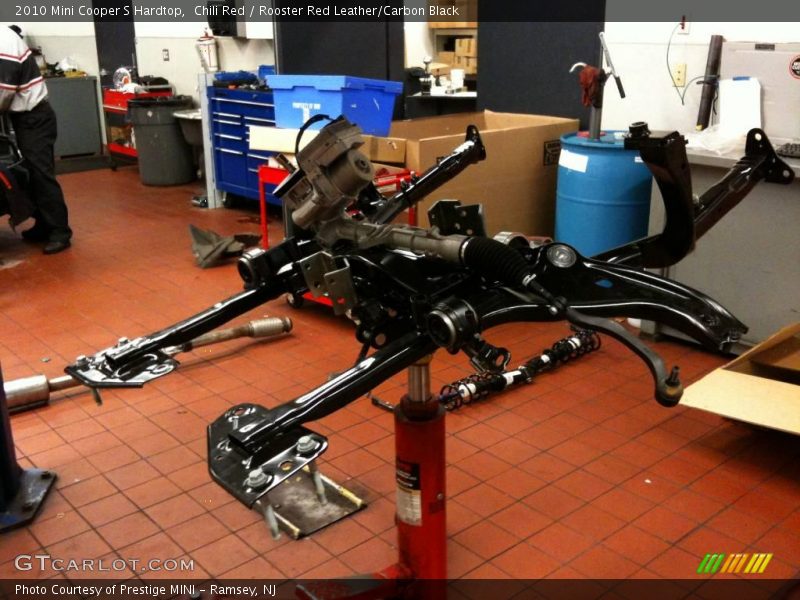 Chili Red / Rooster Red Leather/Carbon Black 2010 Mini Cooper S Hardtop
