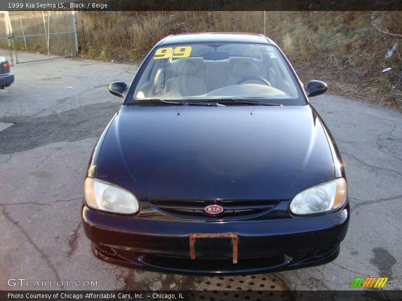 Black / Beige 1999 Kia Sephia LS