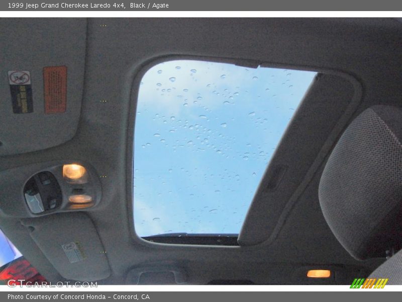 Black / Agate 1999 Jeep Grand Cherokee Laredo 4x4