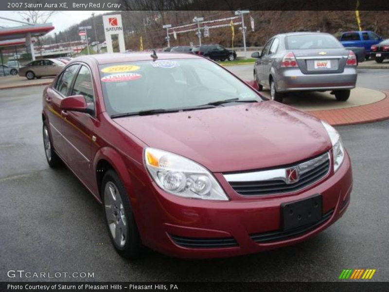 Berry Red / Gray 2007 Saturn Aura XE