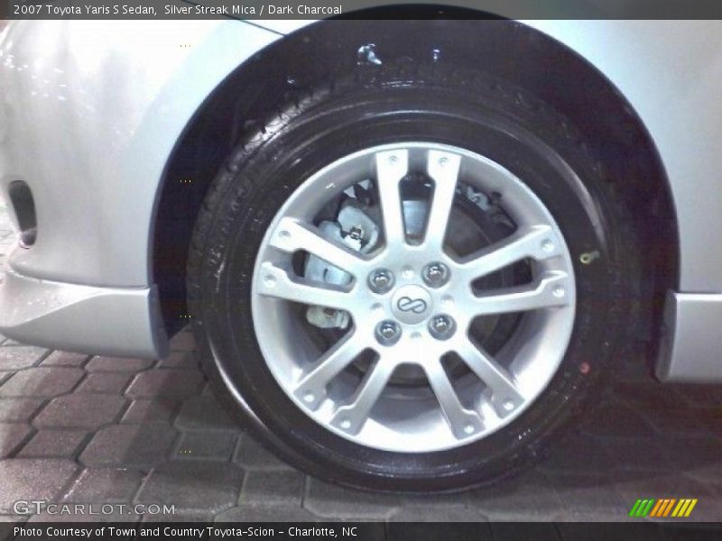 Silver Streak Mica / Dark Charcoal 2007 Toyota Yaris S Sedan