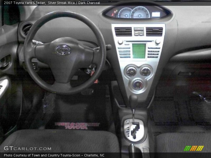 Silver Streak Mica / Dark Charcoal 2007 Toyota Yaris S Sedan