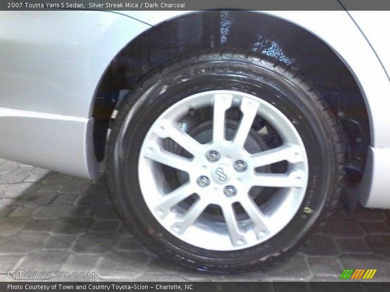 Silver Streak Mica / Dark Charcoal 2007 Toyota Yaris S Sedan