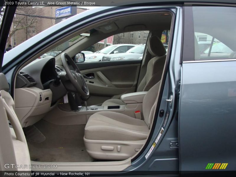 Aloe Green Metallic / Bisque 2009 Toyota Camry LE
