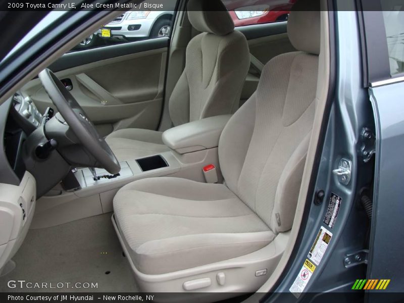 Aloe Green Metallic / Bisque 2009 Toyota Camry LE