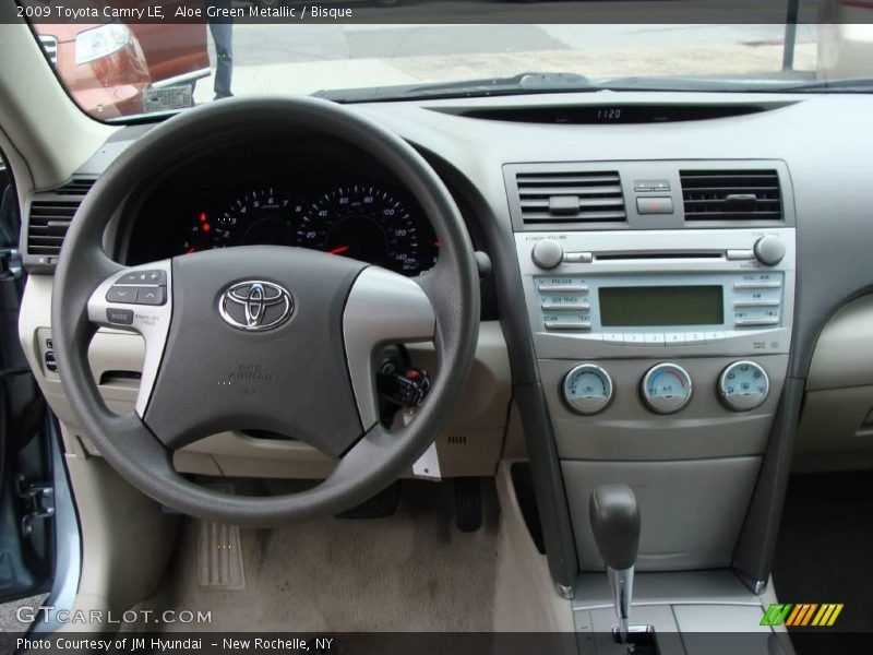 Aloe Green Metallic / Bisque 2009 Toyota Camry LE