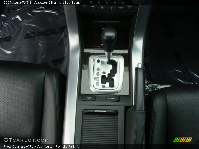 Alabaster Silver Metallic / Ebony 2007 Acura TL 3.2